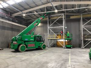 Mutări utilaje 
Macara de interior 
Indoor crane
PICK&CARRY crane
Macara de interior 
Demontări industriale
Demontări utilaje industriale
Mentenanța utilaje
Mentenanța industrială 
Industrial maintenance 
Reparații utilaje
Mutări fabrici
Mutări utilaje 
Reparații utilaje industriale 
Echipamente industriale
Stivuitor electric
Macara electrică