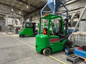 Mutări utilaje 
Macara de interior 
Indoor crane
PICK&CARRY crane
Macara de interior 
Demontări industriale
Demontări utilaje industriale
Mentenanța utilaje
Mentenanța industrială 
Industrial maintenance 
Reparații utilaje
Mutări fabrici
Mutări utilaje 
Reparații utilaje industriale 
Echipamente industriale
Stivuitor electric
Macara electrică